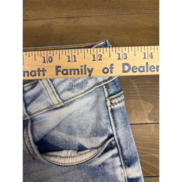 Karen Signature Mid-Rise Ankle Jeans Distressed Hem Light Wash Size 14 - Picture 6 of 6